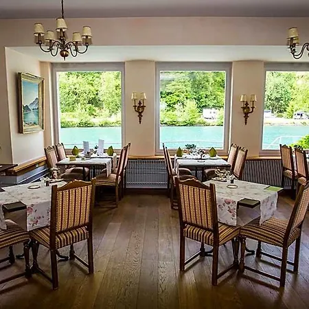 Lodge Du *
