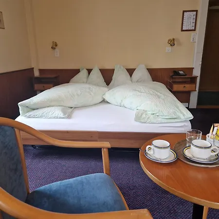 Du אינטרלאקן